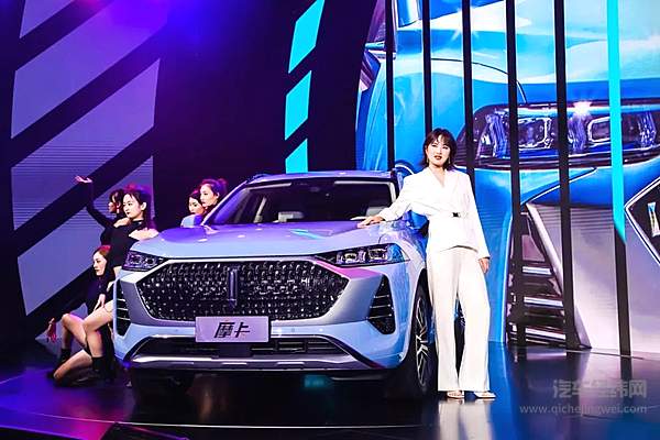 WEY摩卡17.58万元起诚意上市 开启智能出行的WEY时代