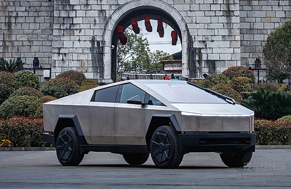 Cybertruc Vs F150 Lightning 谁是美国皮卡市场的新霸主