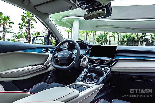 小而全的潮流风向标 领克06正式上市