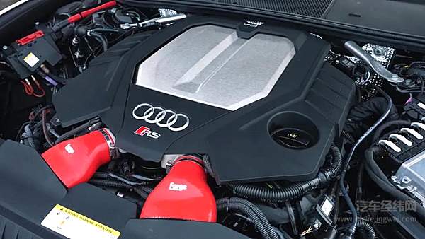 改装后的全新奥迪RS 6 和原厂RS 6差距究竟有多大？