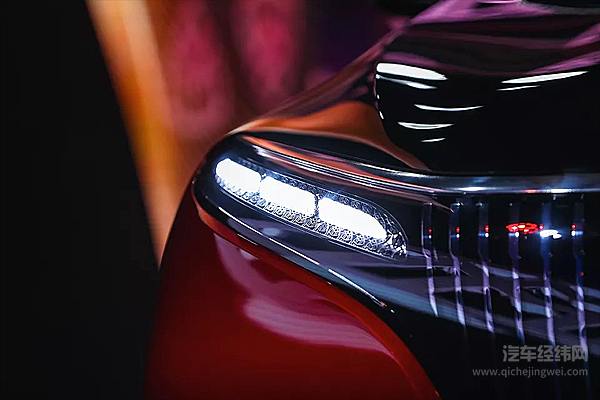 回溯迈巴赫品牌百年传奇 给你一场车轮之上的艺术展