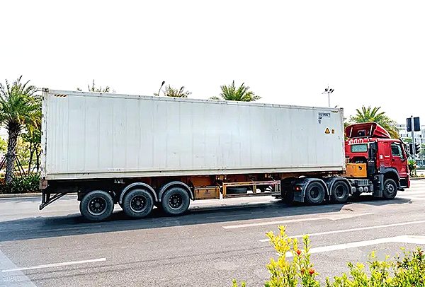 輻射200公里6大口岸 寶清冷鏈物流項(xiàng)目進(jìn)入收官?zèng)_刺