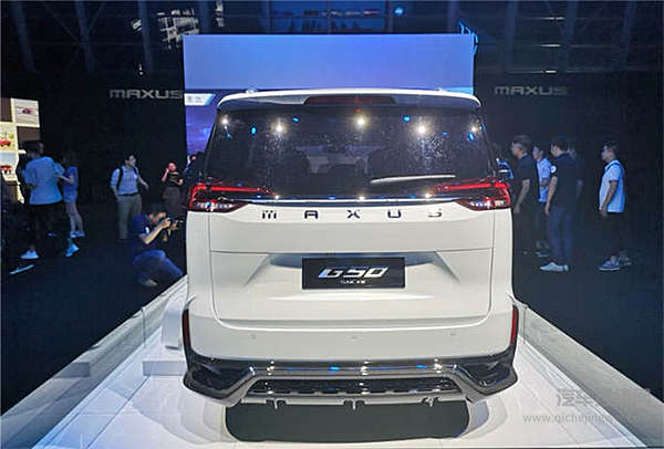 第一款自己选配定价的MPV治愈“选择障碍” 上汽大通G50满足全家期待