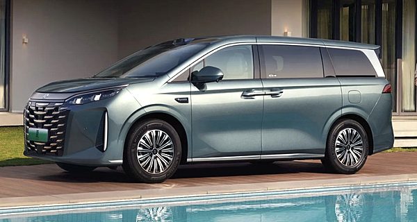 三电与智能化的对决 比亚迪夏与江淮瑞风RF8哪一款更值得入手？