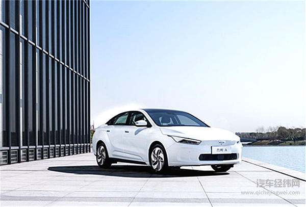 破解新能源与国际化 几何A从数学英语里找到答案！