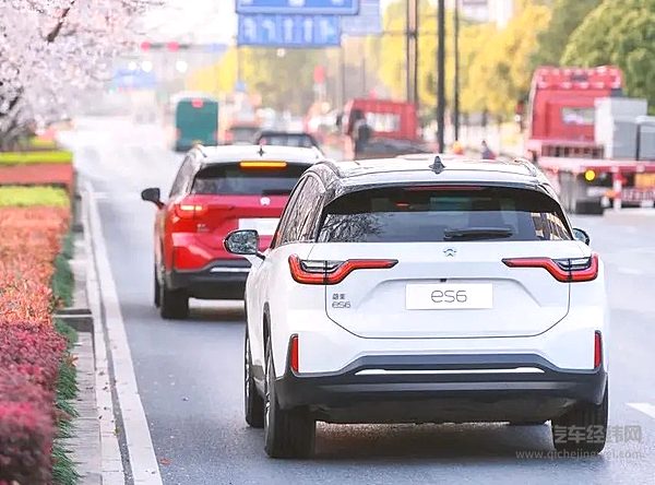 适合自驾回家过年的纯电SUV 蔚来ES6与宝马iX3谁更值得选择？