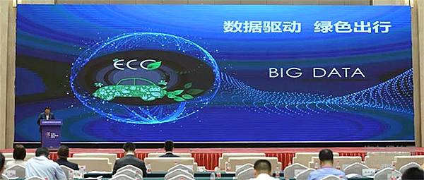 奔腾X80智能驾驶首秀，距无人驾驶时代仅一步之遥