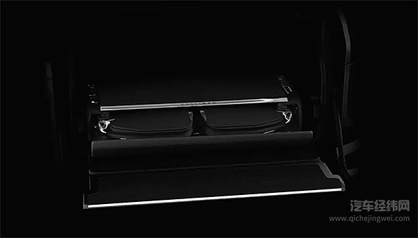 一辆SUV卖600万 有一种奢华叫劳斯莱斯