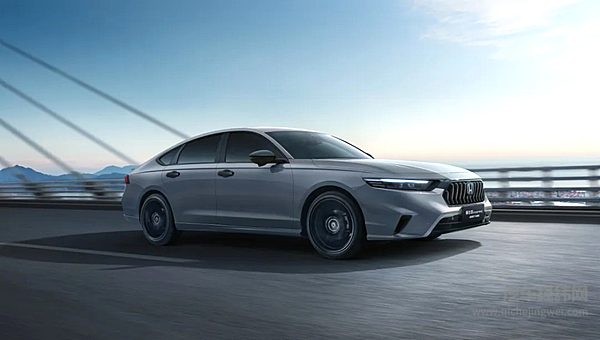 搭载最新HondaSENSING360+ 2025款英仕派燃油版上市！