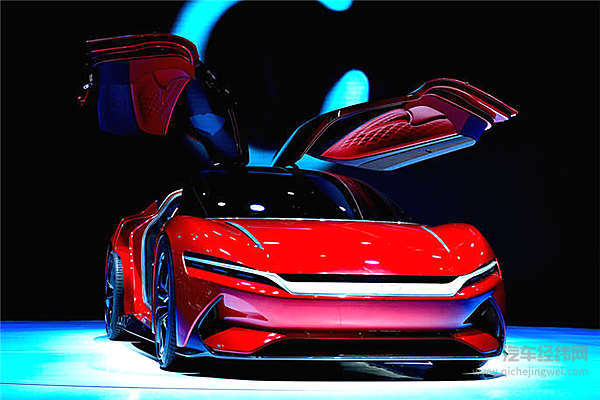 整备质量1250kg 比亚迪e2赋能更强操控力！