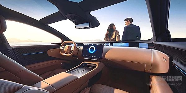 华为系中大型轿车二选一 岚图追光L与阿维塔12谁更强？