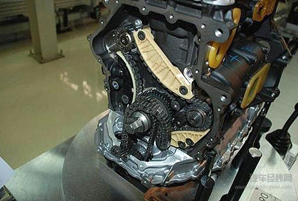 汽车发动机选铸铁的还是全铝的？