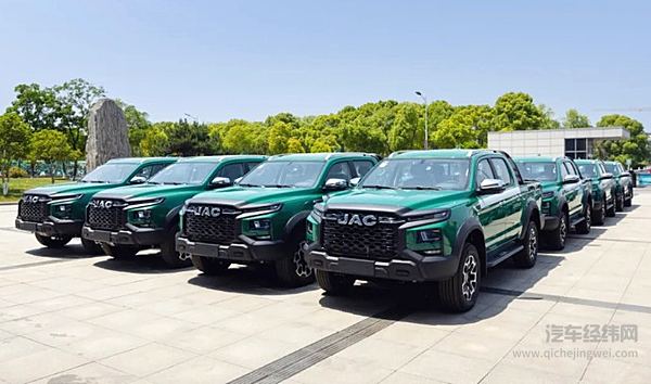 交车加速度！40台江淮悍途皮卡批量交付中国邮政