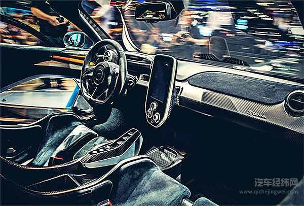 金龙傍身！不是黑涩会！闲人回避！生人勿近！