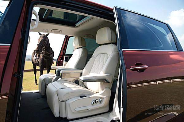 欲与别克GL8试比高 上汽大众Viloran带来全新德系豪华体验