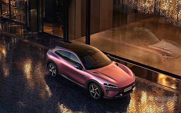 18小时锁单24万辆 小米YU7是真的火还是暗藏猫腻？