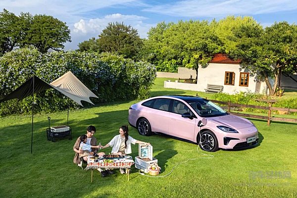 首届评选即登榜！埃安RT焕新款智能座舱获评