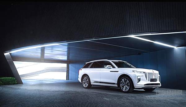 红旗：以新高尚之美，成就中国车设计之巅