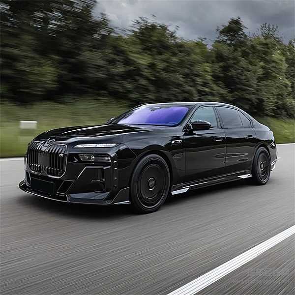 宝马7系(G70)MANSORY包围套件