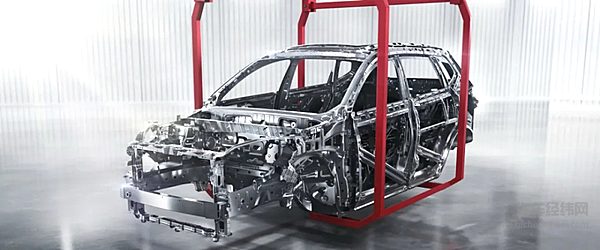 2025款瑞虎7新品上市，卓越版自动挡限时一口价7.49万元起