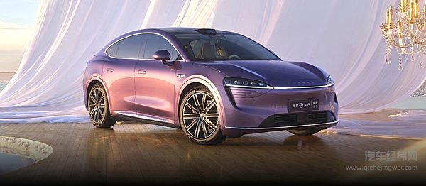  阿维塔11和智界R7玩法一致 哪一款实力更强？