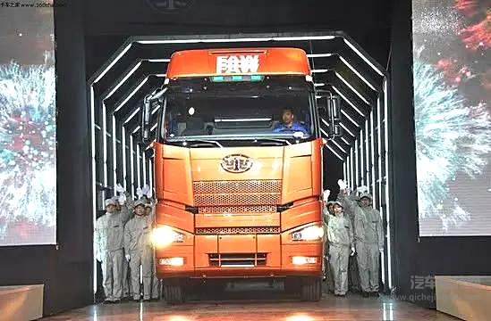 一车一世界 车轮驶过70年