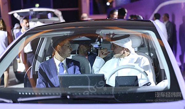 全球挚爱！江汽集团纯电车型E30X阿联酋上市