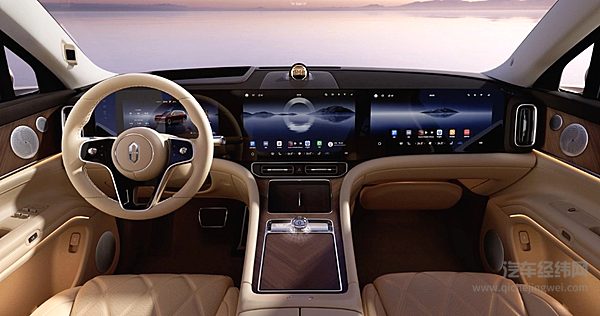 50万级大型SUV二选一 岚图泰山能否挑战问界M9？