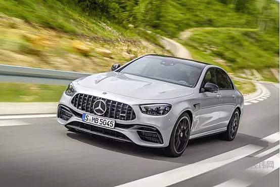 斯图加特硬汉 兼顾暴力与省油的奔驰AMG E级