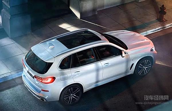 2022款奔驰GLE与宝马X5接连登场 再次上演贴身肉搏战
