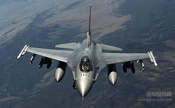 圆梦飞行 阿斯顿马丁V12 Speedster限量88辆！