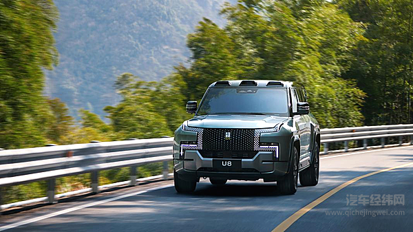 仰望携U8、U9亮相粤港澳车展 极致技术引观众络绎来访