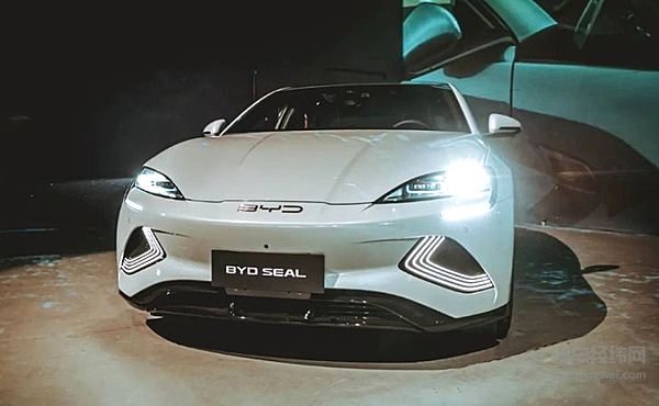 比亚迪海豹