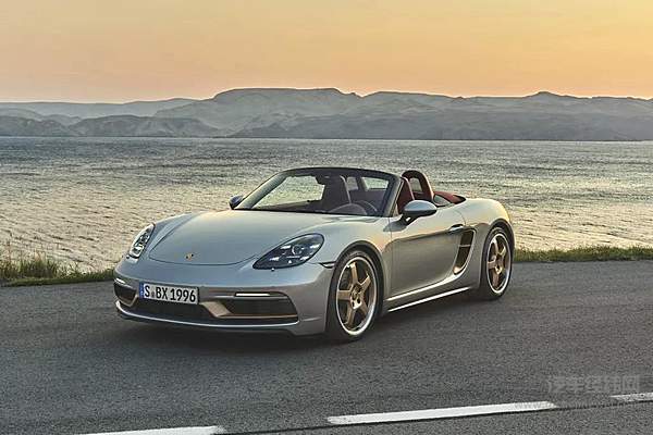 走过25年的进化路 保时捷用718 周年版为家族庆生