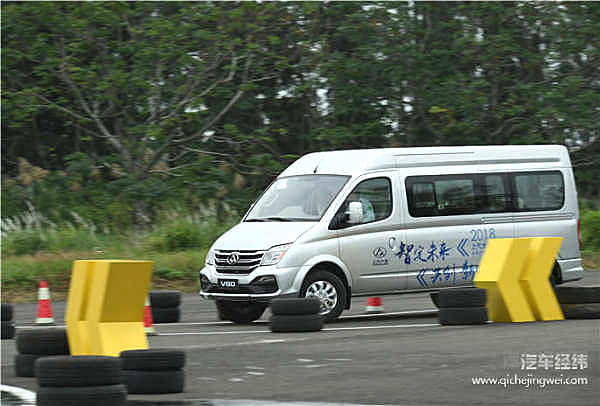 传统汽车企业中的“造车新势力”  上汽大通推出V80互联网汽车