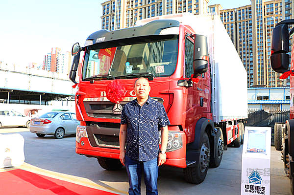 中国重汽“三门绝技”亮相商丘  打造产品制造与服务新体系