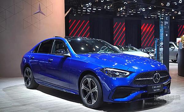 奔驰携优质车型阵容亮相广州车展 聚焦丰富多元的豪华出行生活场景