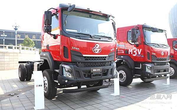 適配極限工況運輸！乘龍H5 4×2極限自卸車彰顯硬核實力