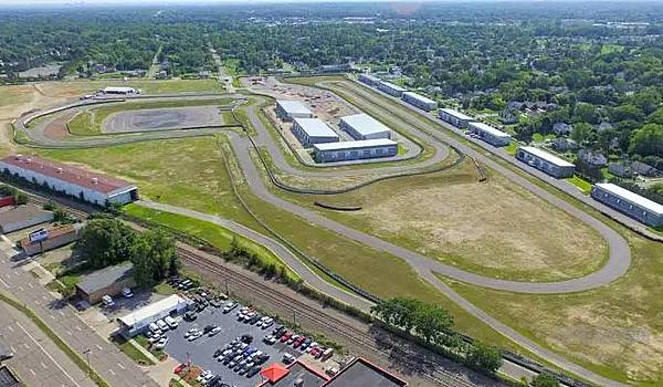 Bob Lutz ：自动驾驶汽车，其实一点都不好玩！