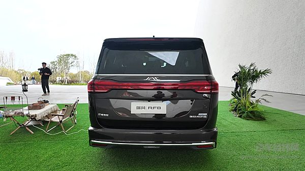25万级中大型MPV二选一 瑞风RF8与传祺向往M8谁更强？