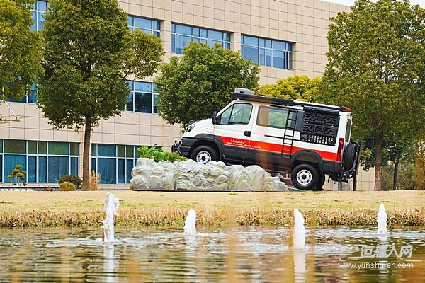 從荒漠到雪域 看依維柯歐霸·山海、歐霸·雷霆如何征服