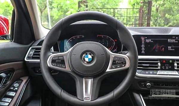 中级车C位之争 速度与操控你更中意谁？