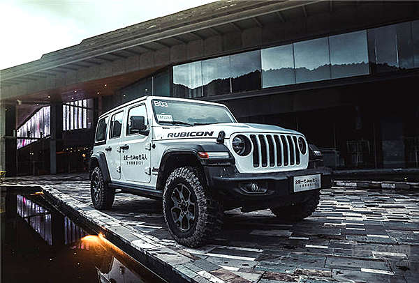 听说Jeep要捧一个“全球偶像” 又能霸气野性又能柔情居家