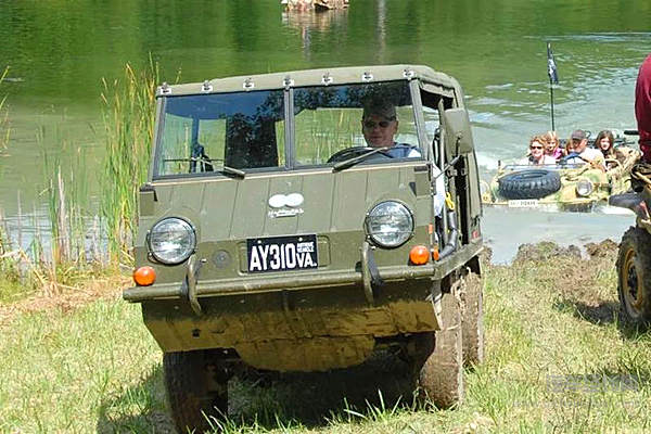 别以为斯太尔就是土方车，它也有最专业的越野车