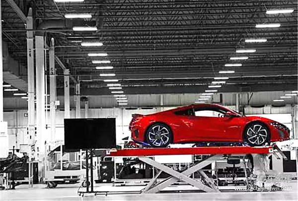 美国汽车进口关税上调25%，宝马、奔驰表示我现在很慌张！