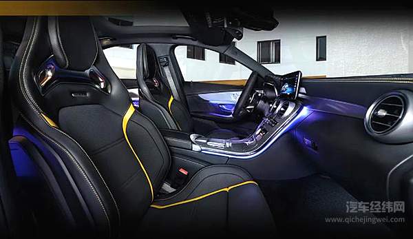 梅赛德斯-AMGC63暗夜特别版正式上市 售价格为人民币988,800元