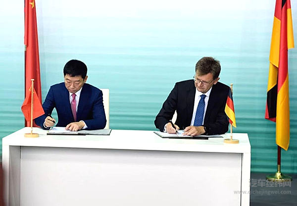 两天撩到三家企业 “花心”的宝马不愧是干大事的！