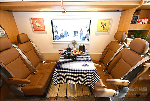 上汽大通布局旅游大消费市场   RV80实现房车智慧出行愿景