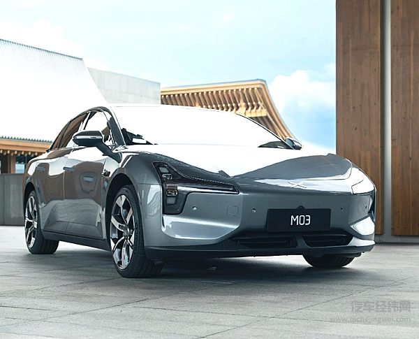 11.98万起售 小鹏MONA M03与深蓝SL03谁更具性价比？