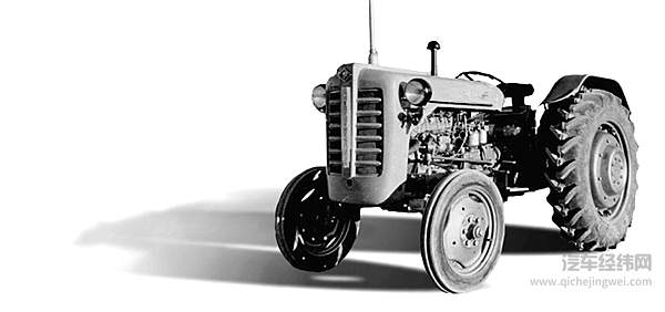 柳州动力机械厂生产的拖拉机